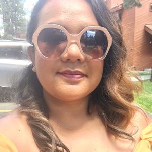 Meet your Posher, Sylvia